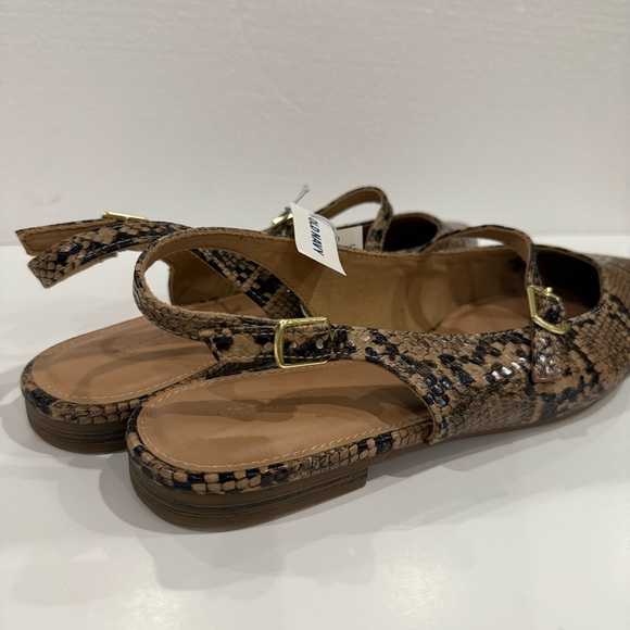 Old Navy Brown Pointed Toe Flats - Picture 9 of 10